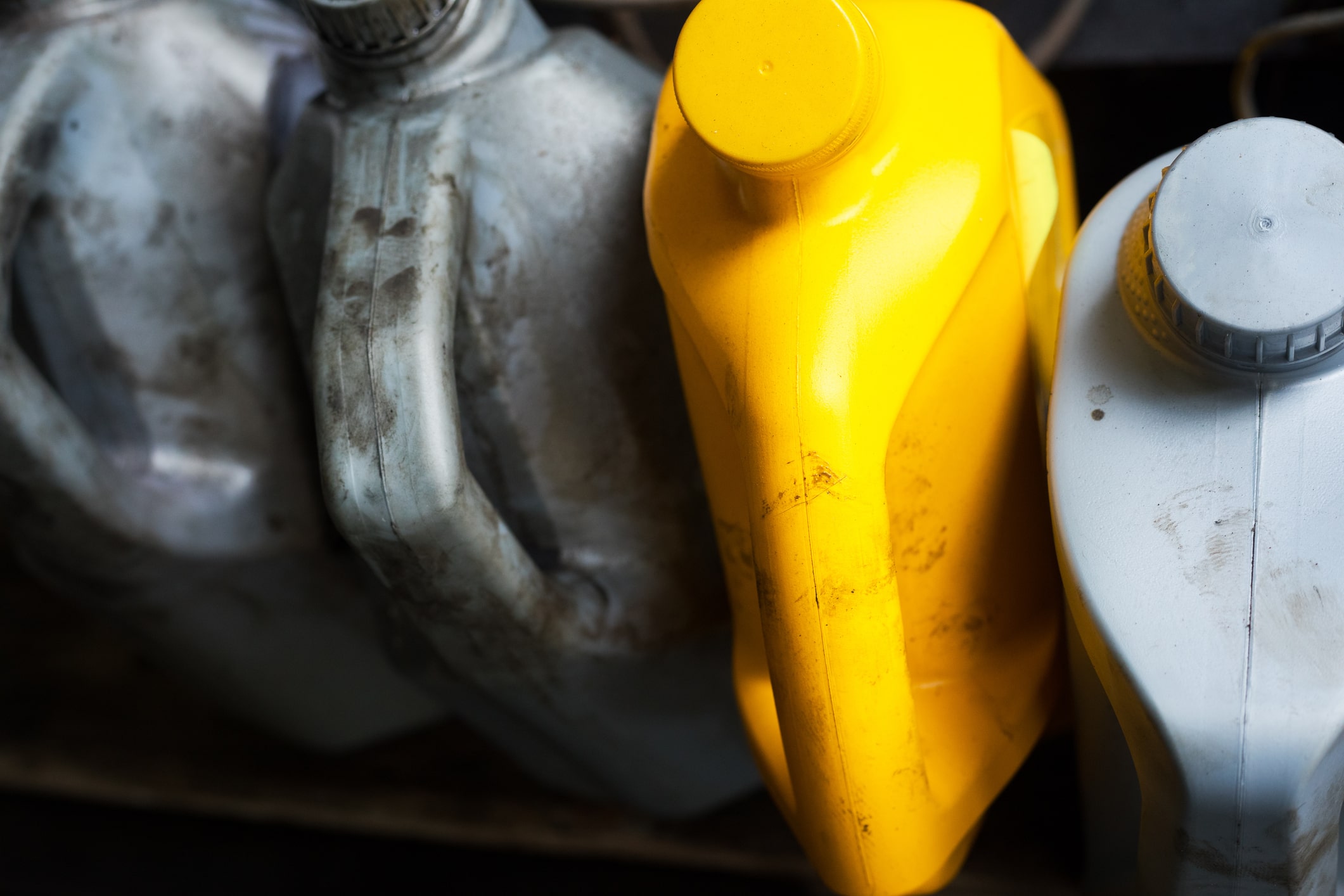 The Right Way to Dispose of Used Engine Oil After an Oil Change