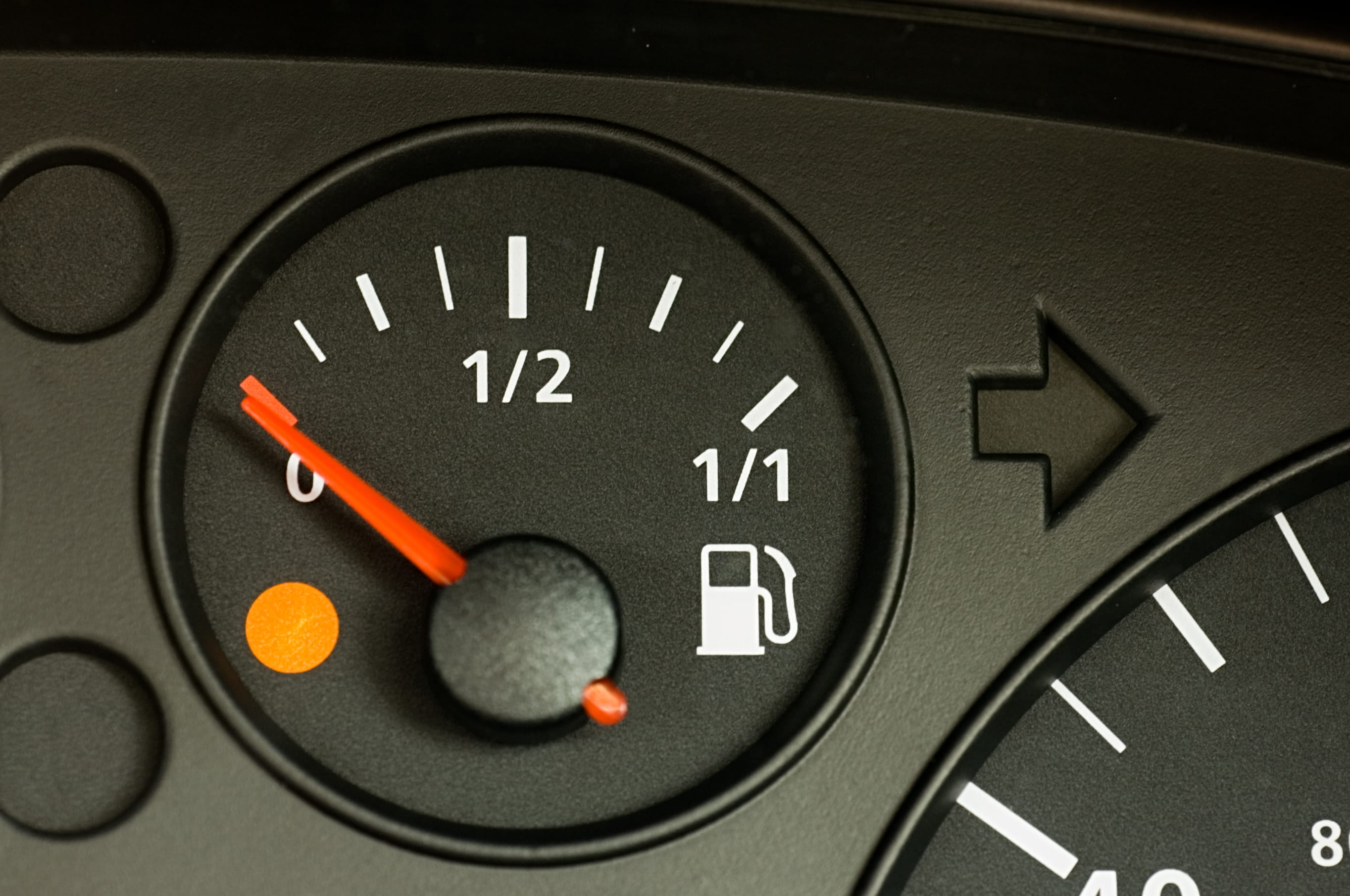 How Far Can You Drive When the Gas Light Comes On?