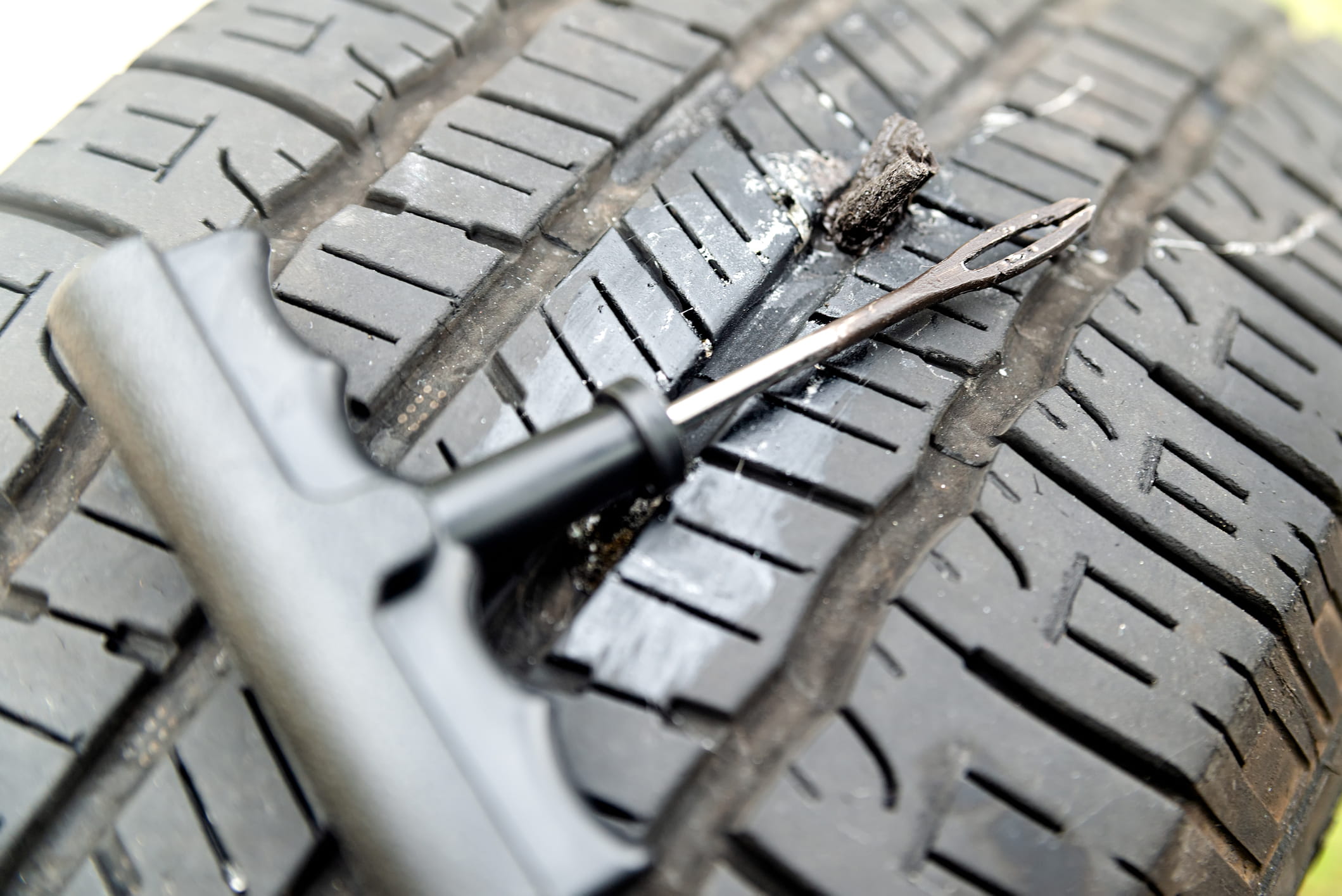 Got a Flat Tire? Here’s How to Fix It Without a Spare.